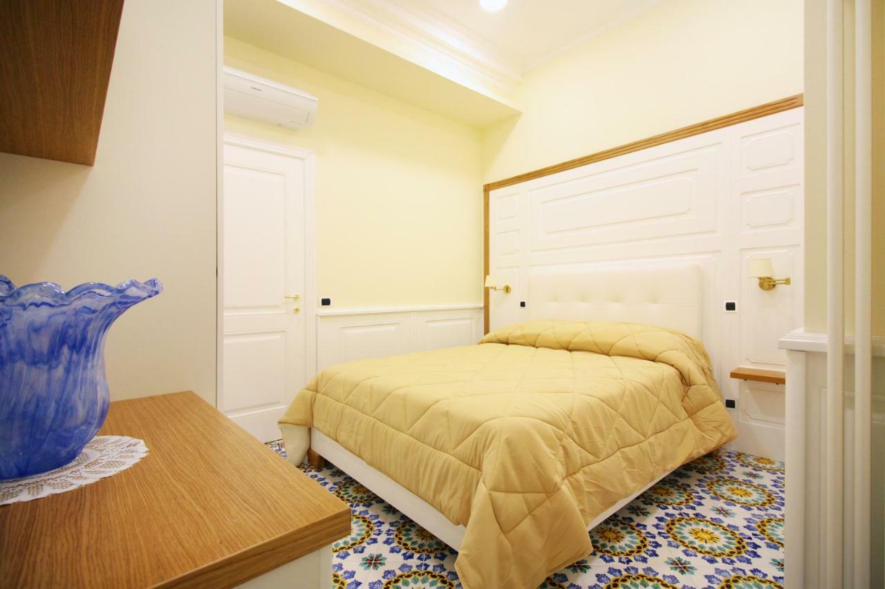 Apartamento La Corte Dei Borboni By Dimorra Nápoles